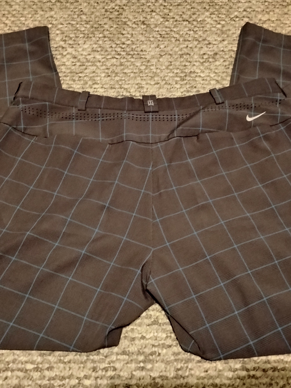 Nike Men’s Gray Chinos with Blue Windowpane 38x32